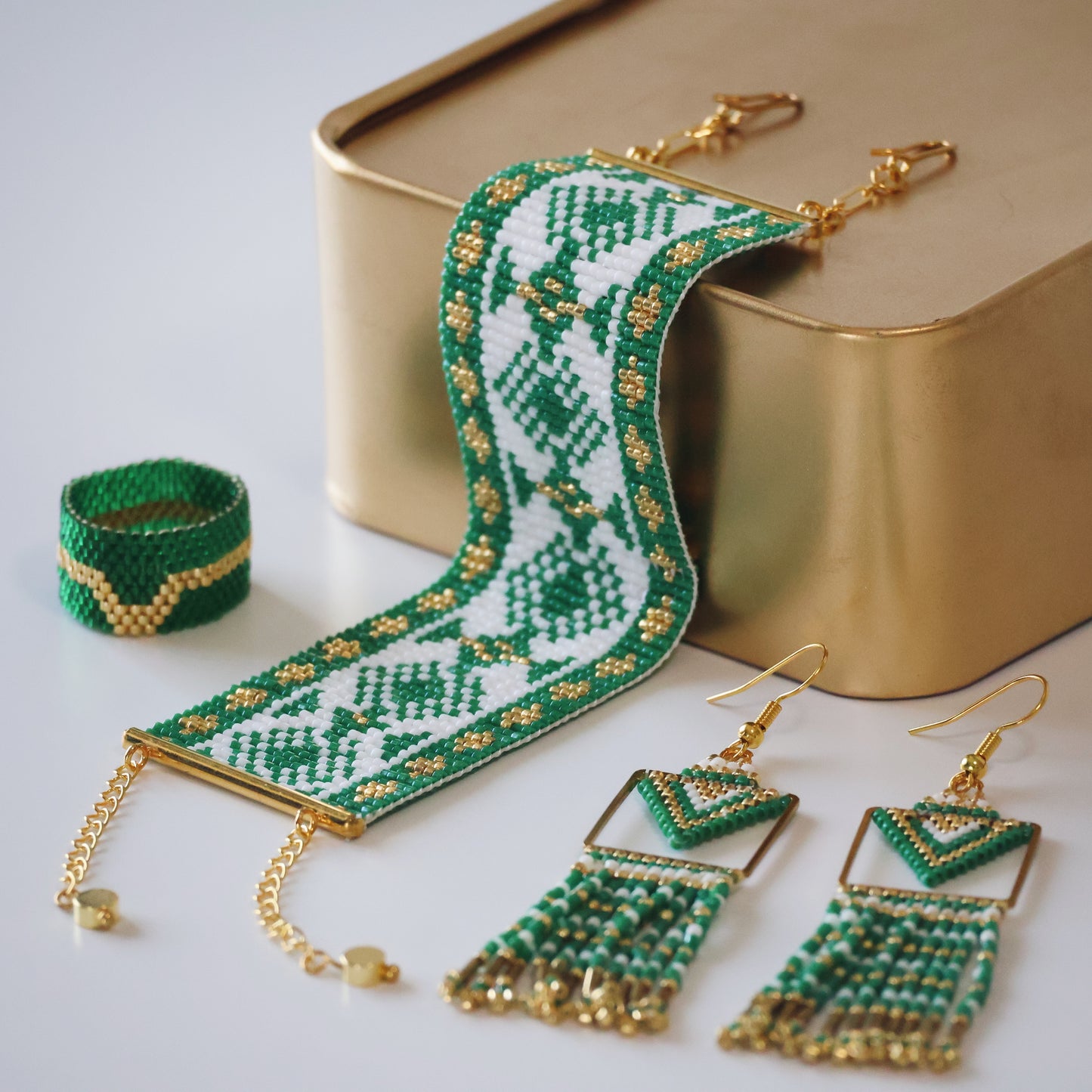 Madhavi Classic Earrings