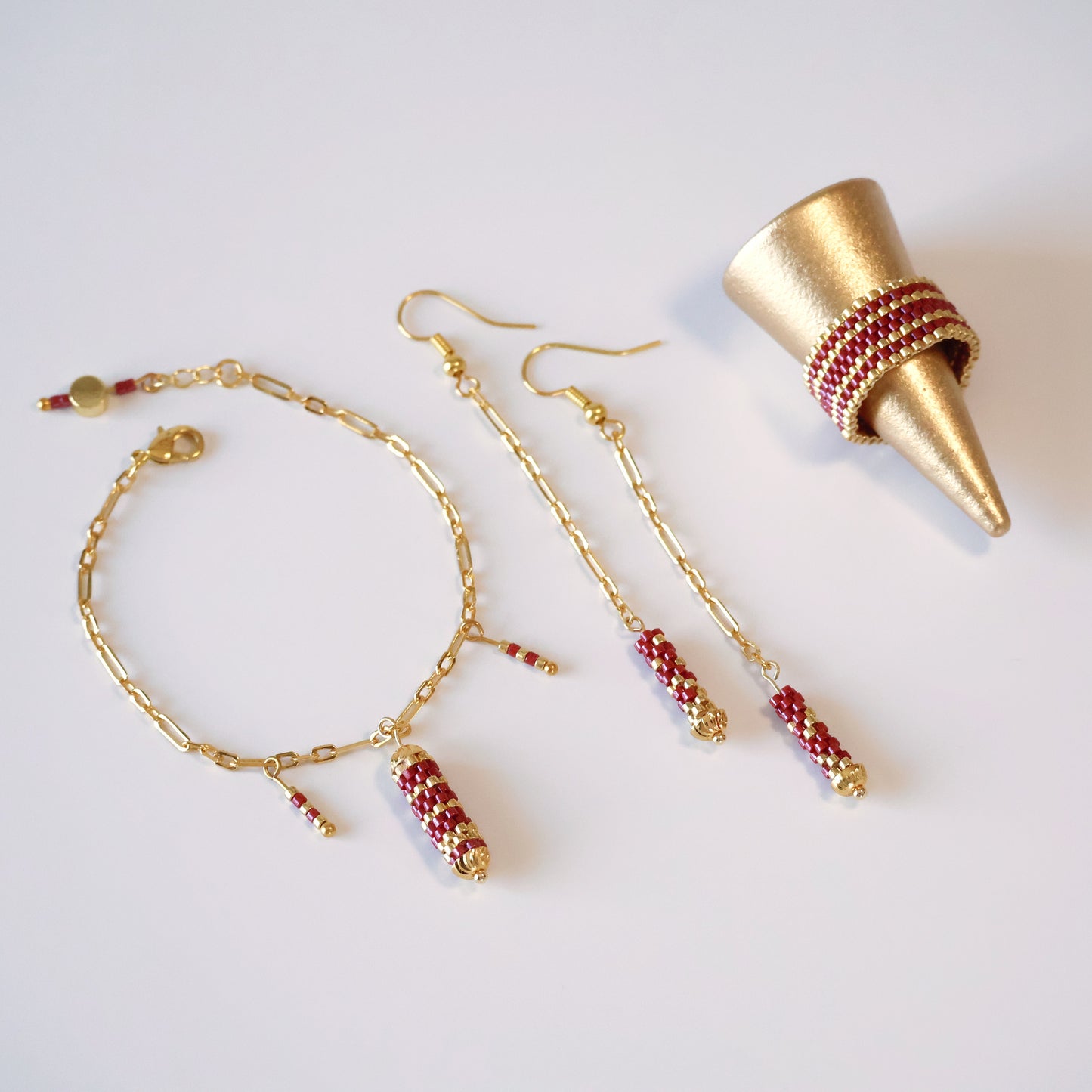 Olivia Delicate Earrings - Red