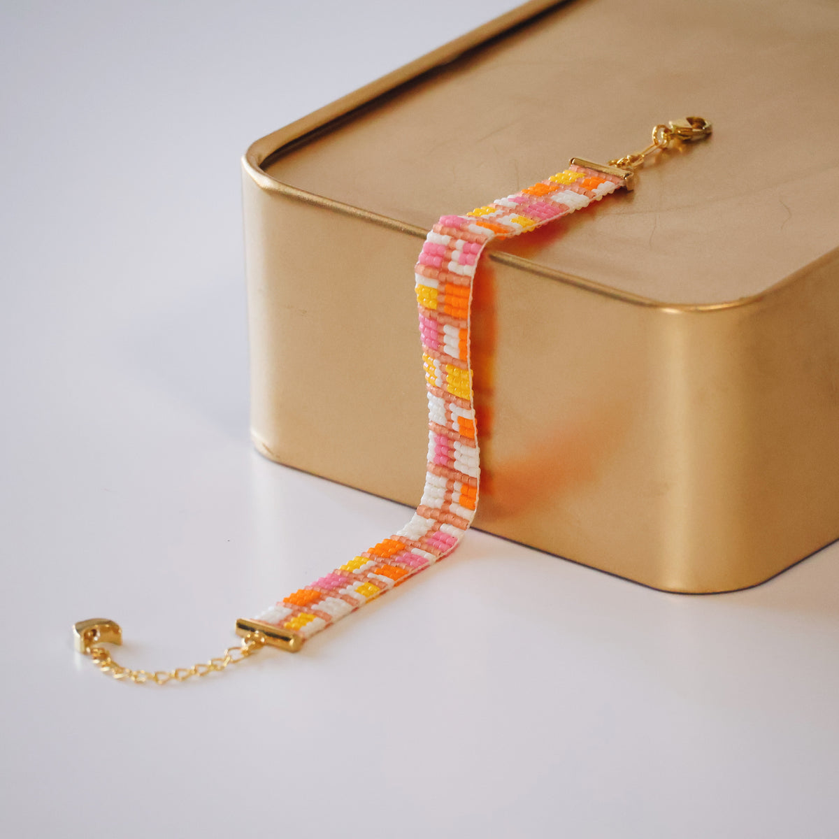 Carolina Minimalist Bracelet - Pink