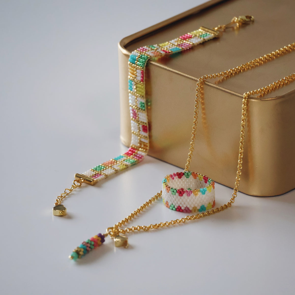 Olivia Delicate Necklace - Multi