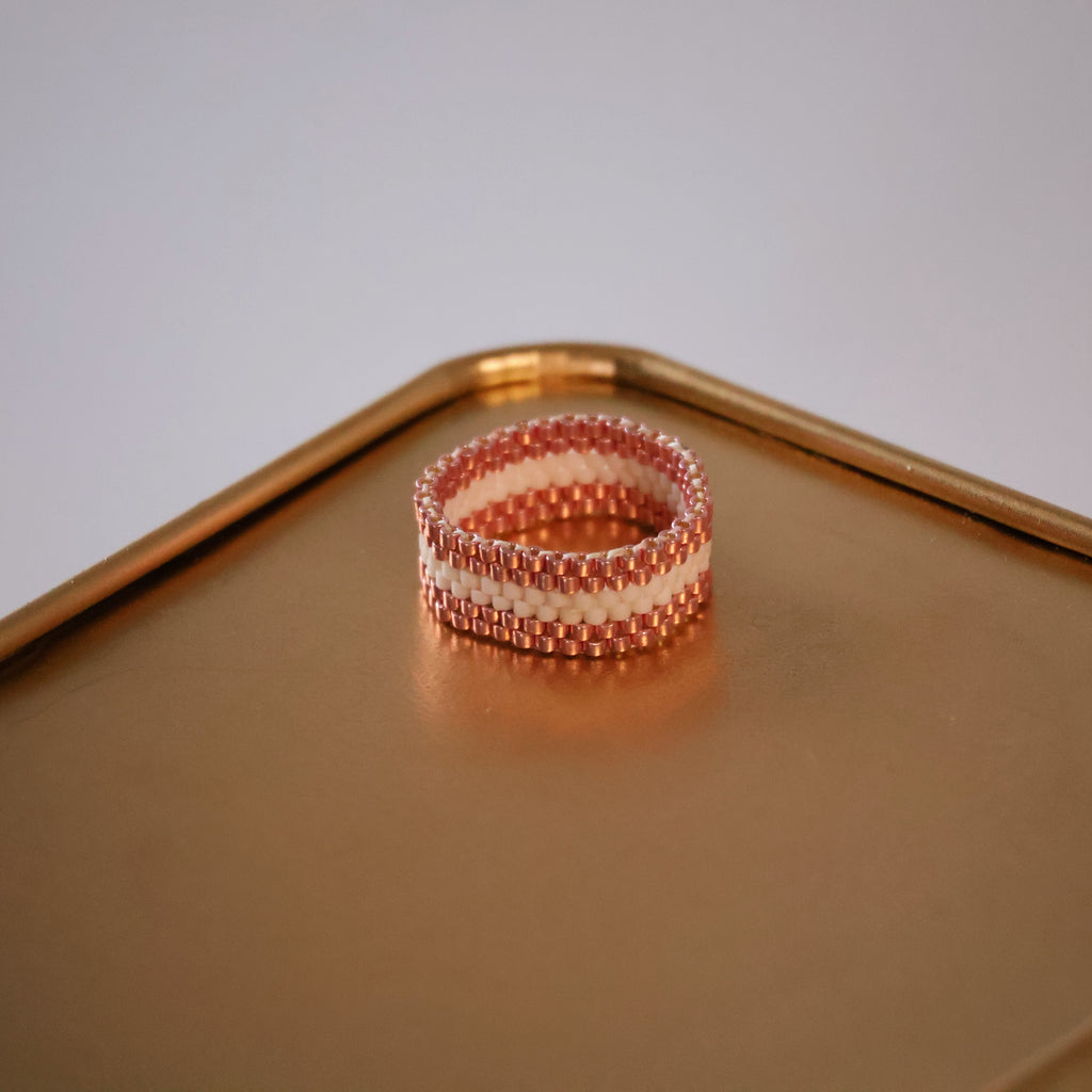 Madeleine Minimalist Ring - Pink