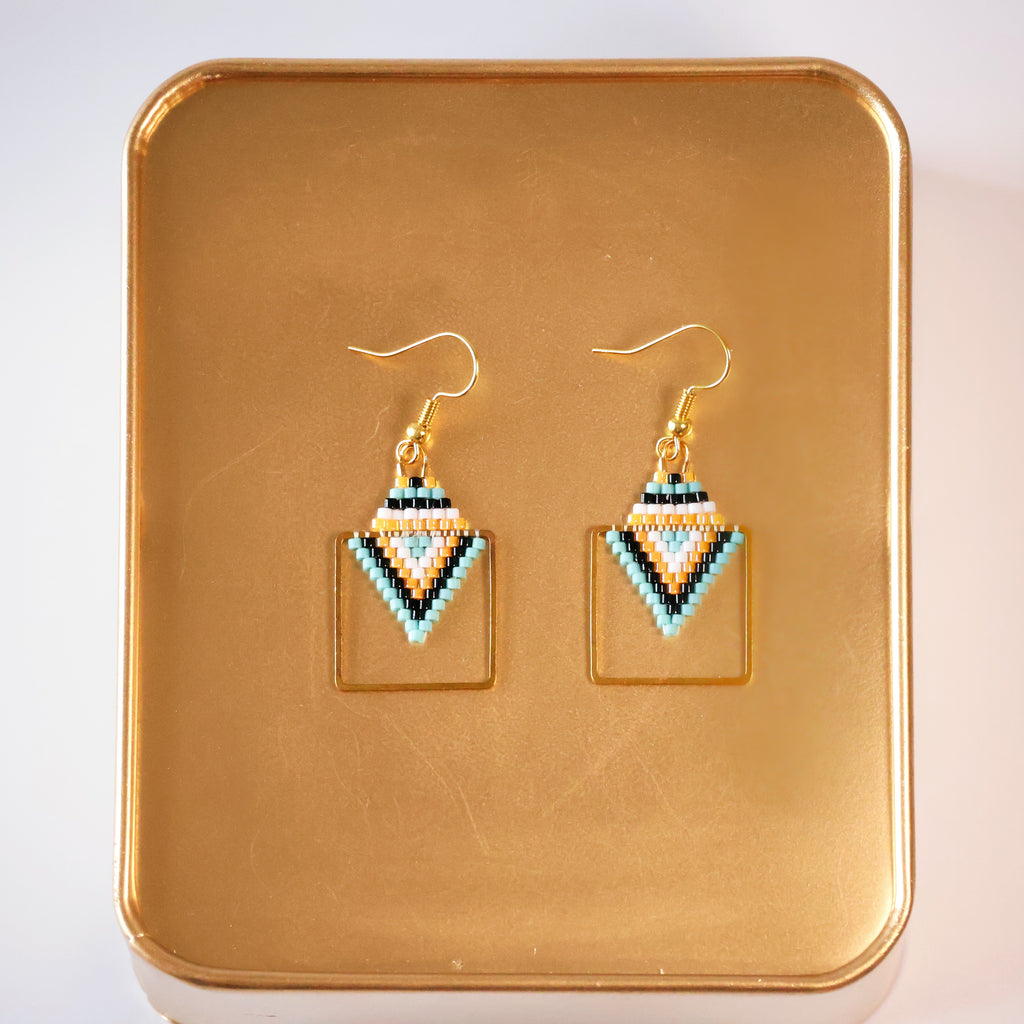 Joni Minimalist Earrings - Orange