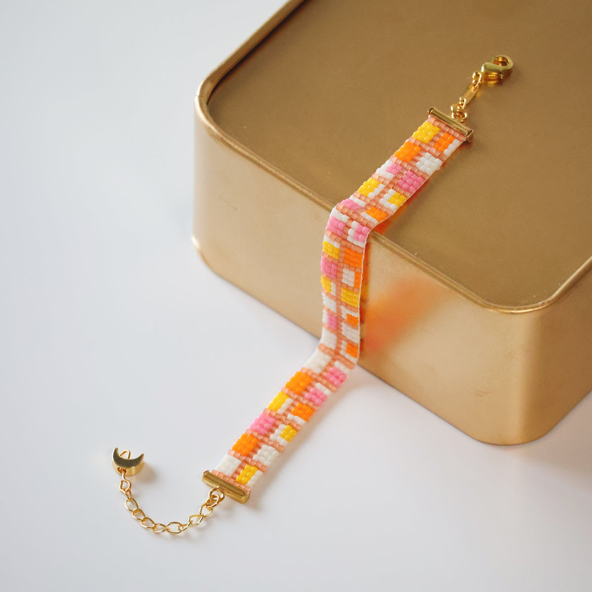 Carolina Minimalist Bracelet - Pink