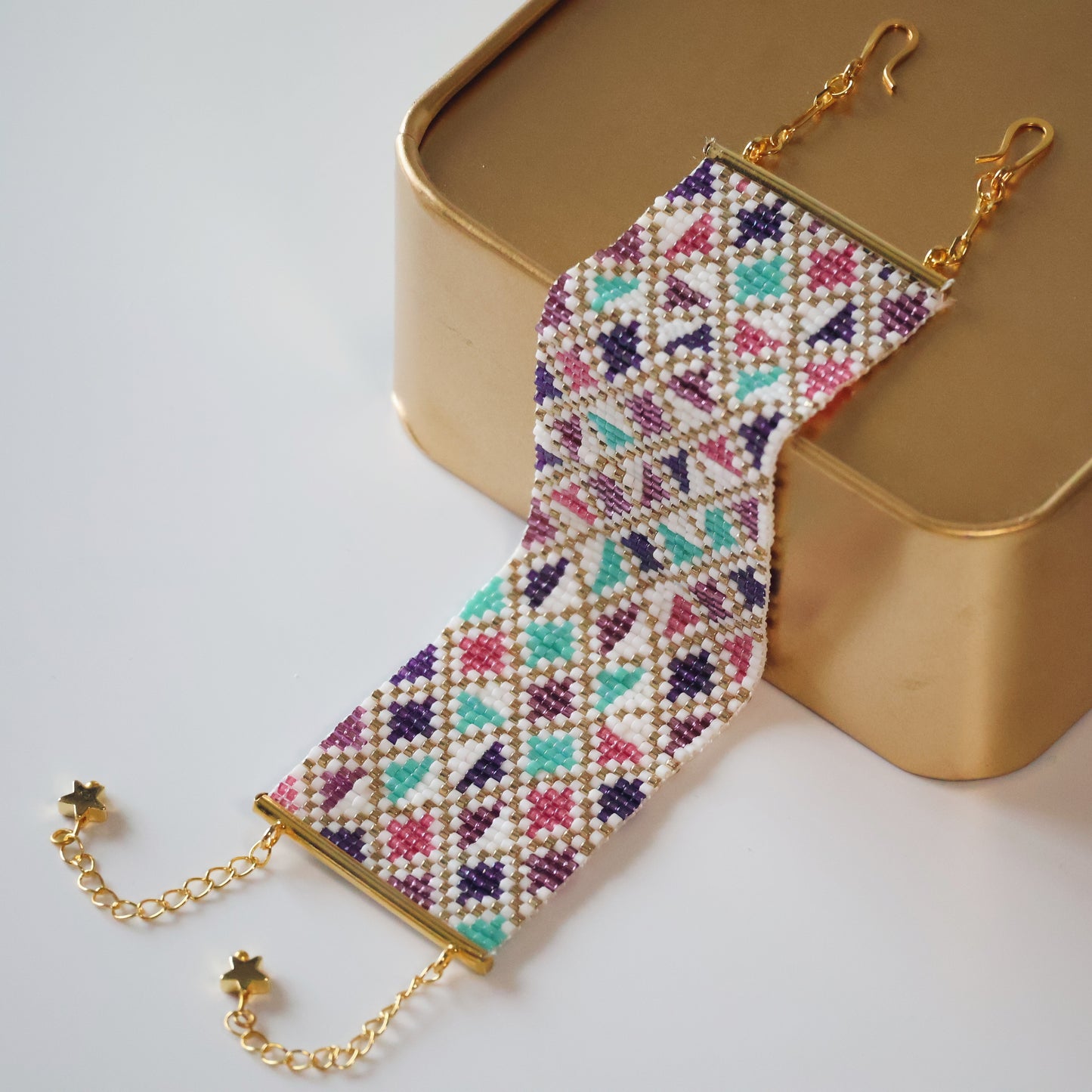 Pailey Bold Bracelet - White