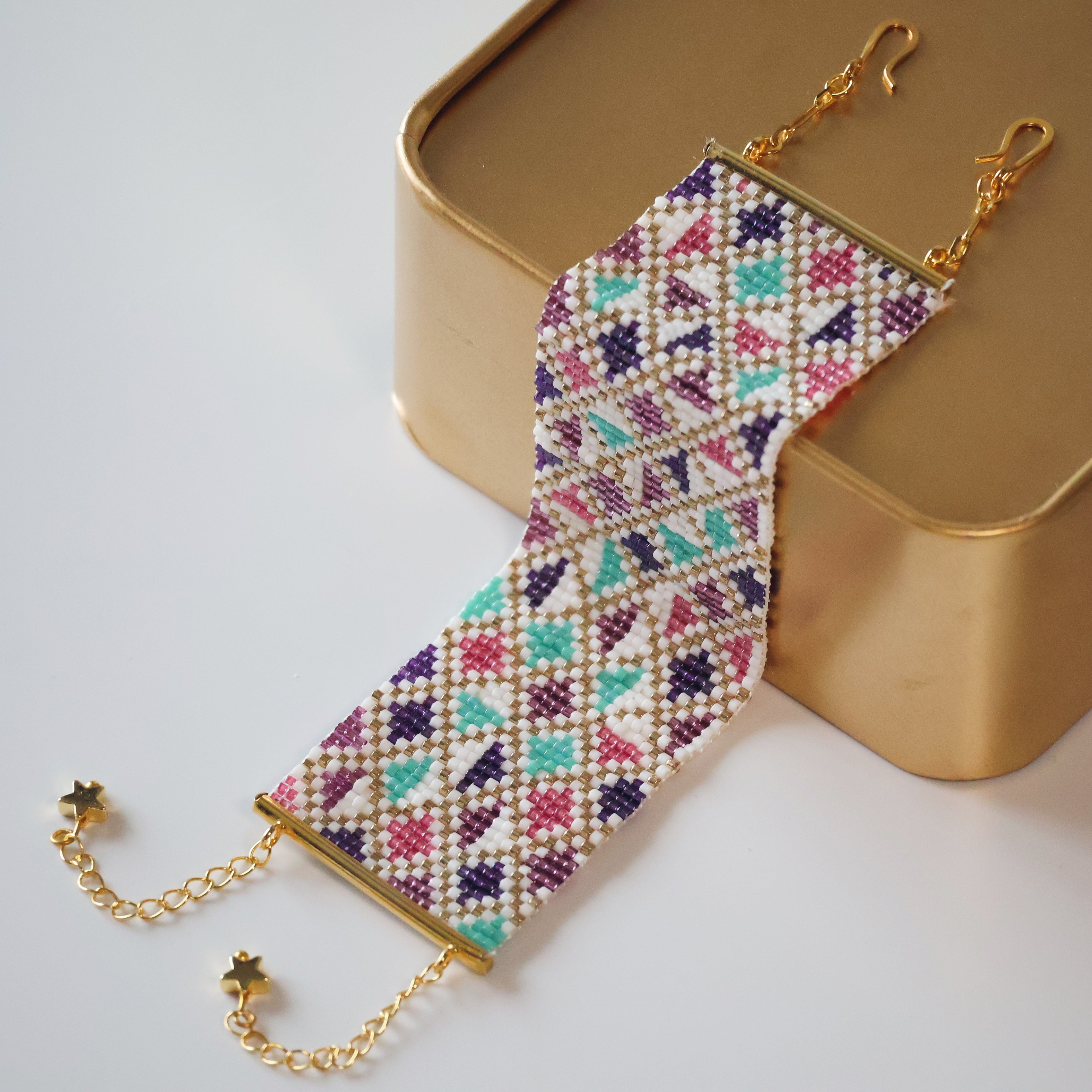 Pailey Bold Bracelet - White