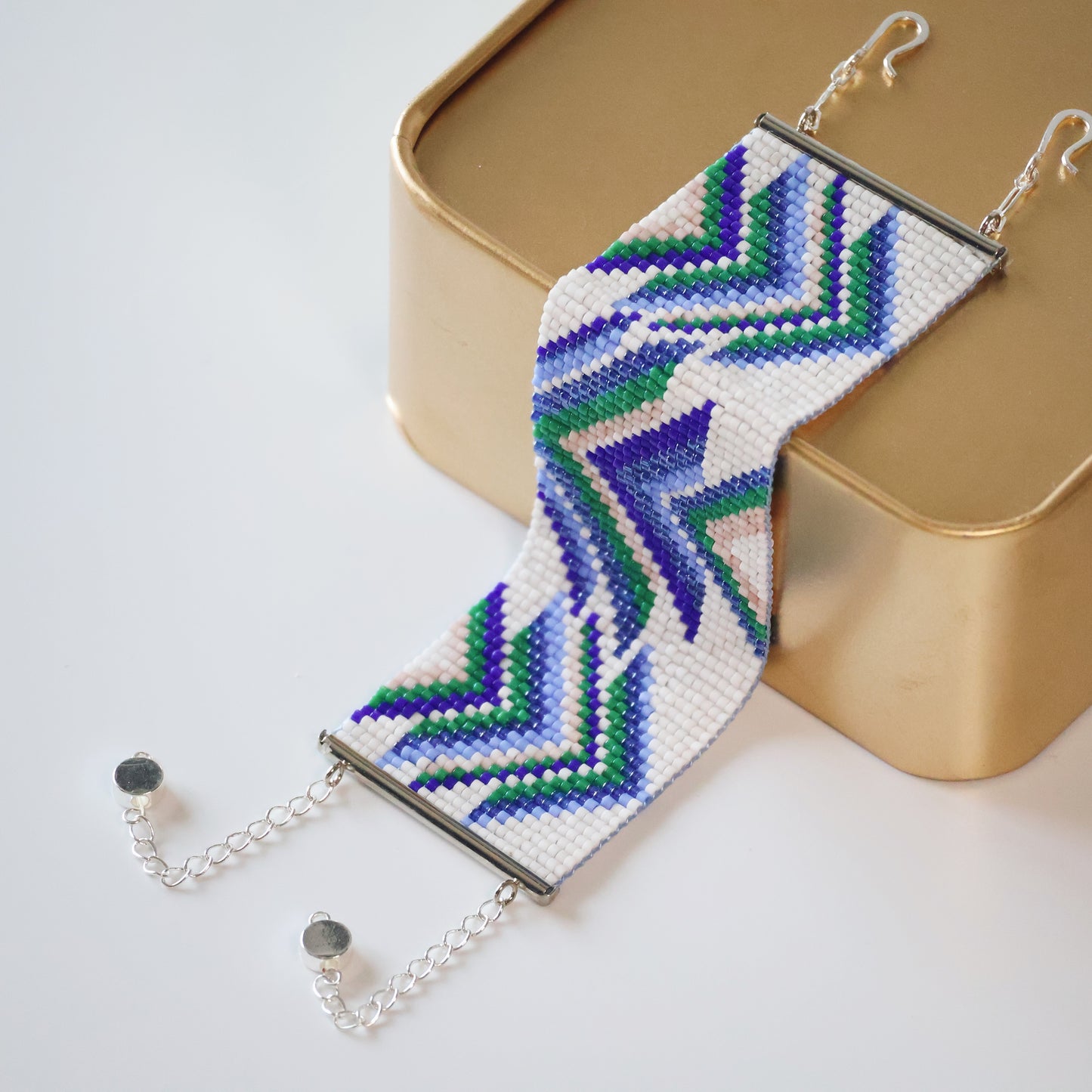 Lamiya Bold Bracelet