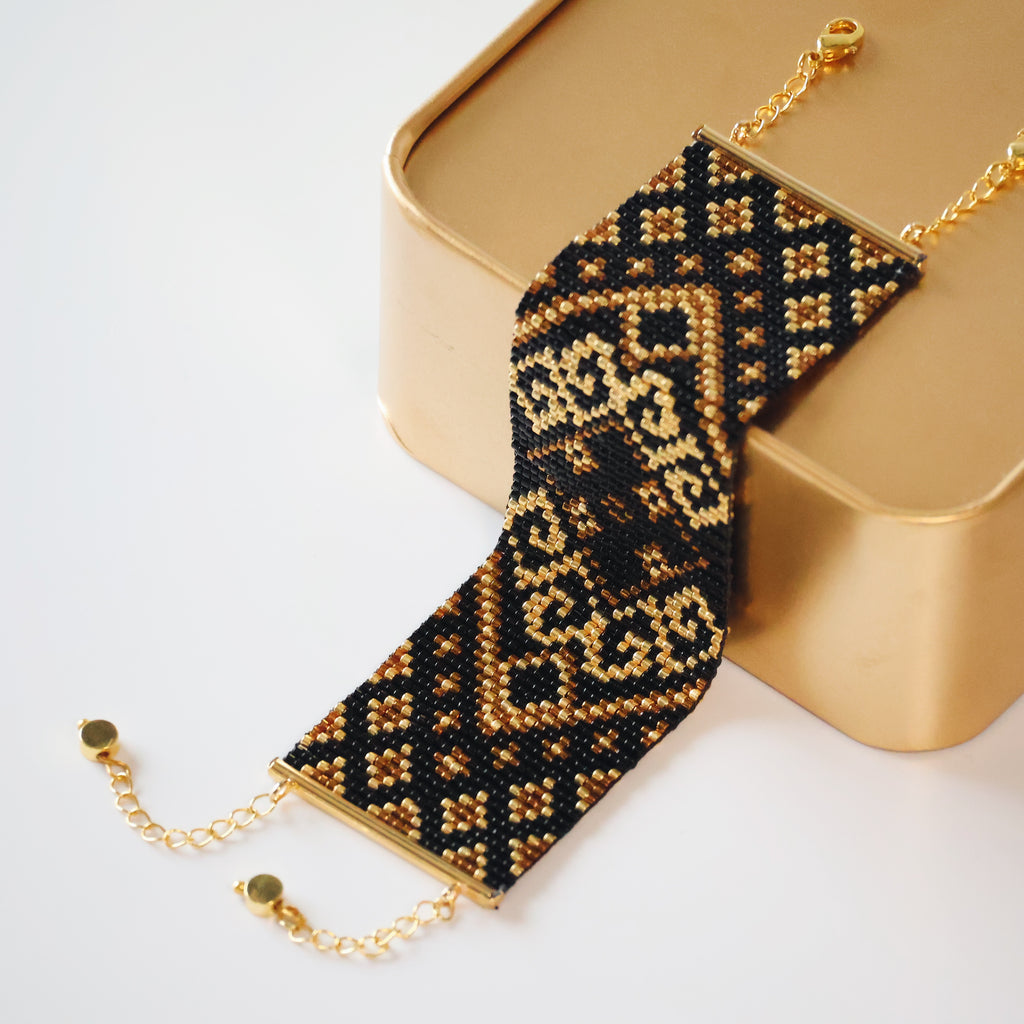 Kanta Bold Bracelet - Black