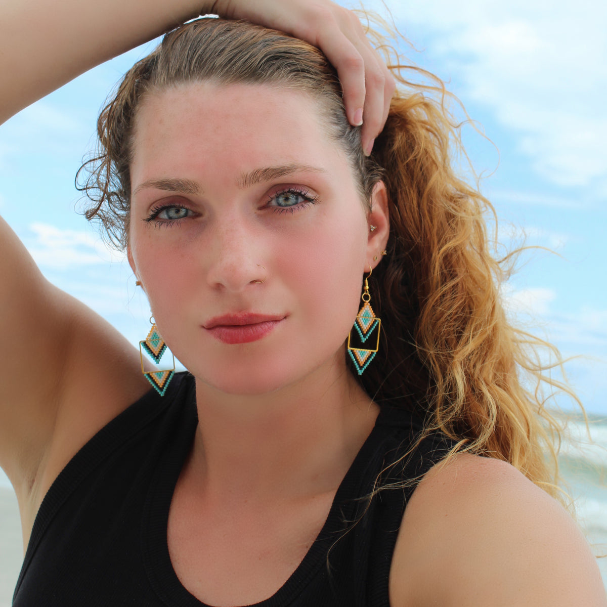 Joni Minimalist Earrings - Orange