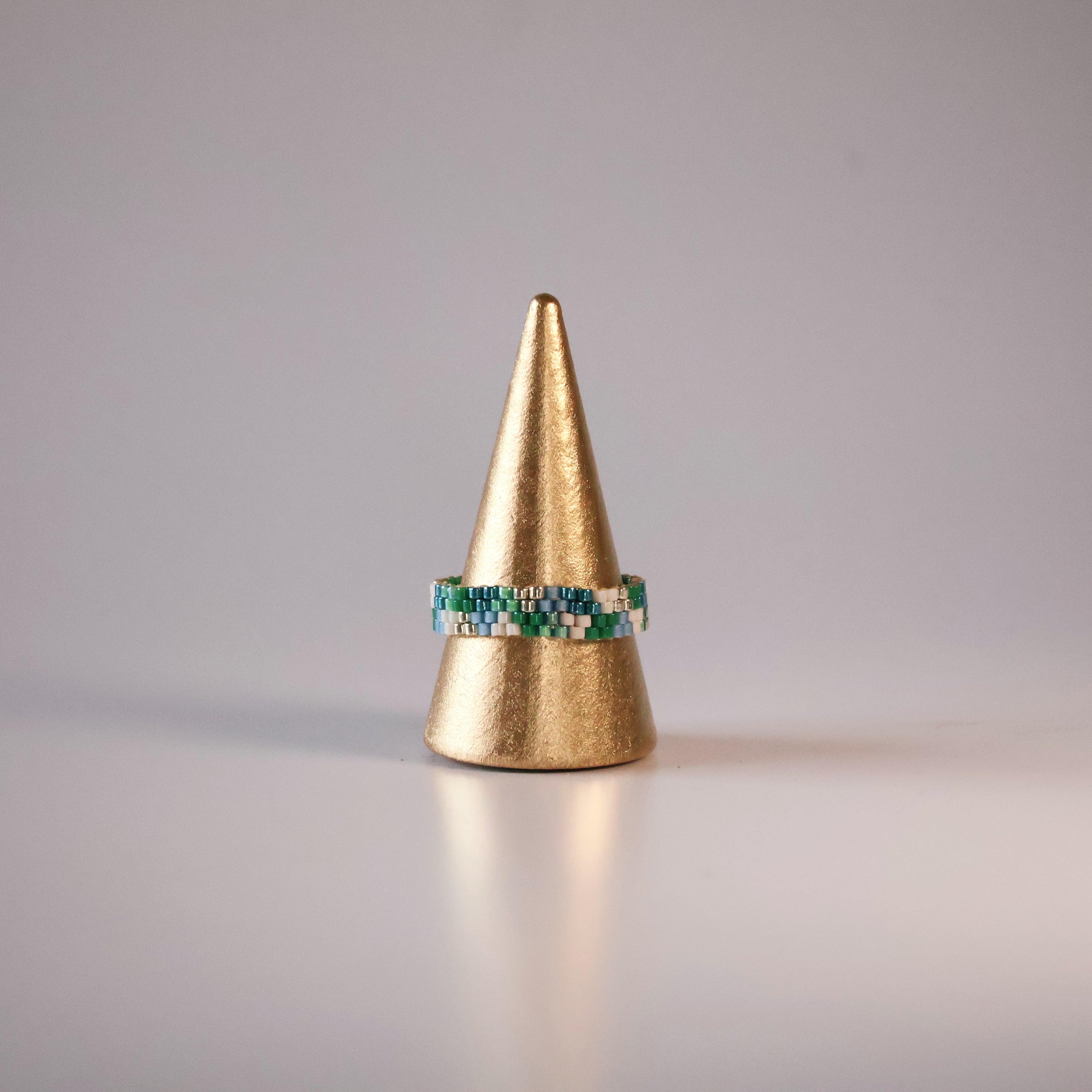 Dyah Delicate Ring