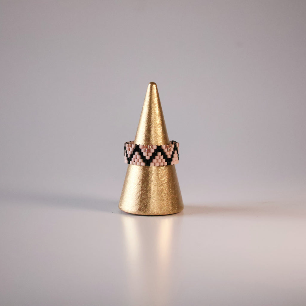 Elizabeth Minimalist Ring - Pink