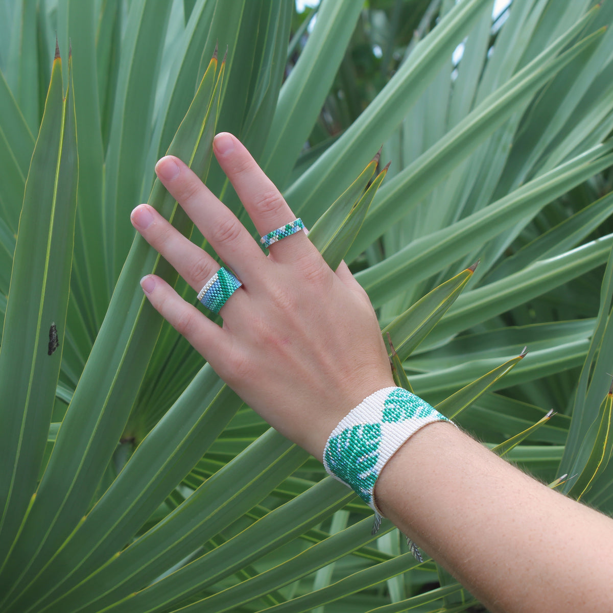 Dyah Delicate Ring