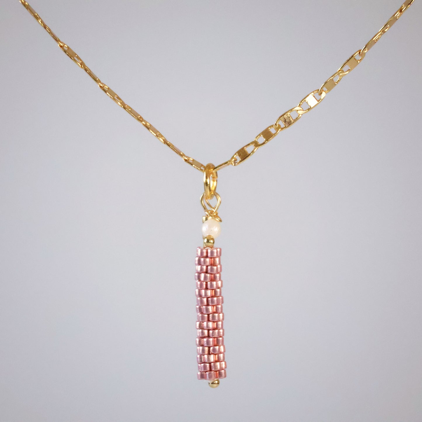 Olivia Delicate Necklace - Pink