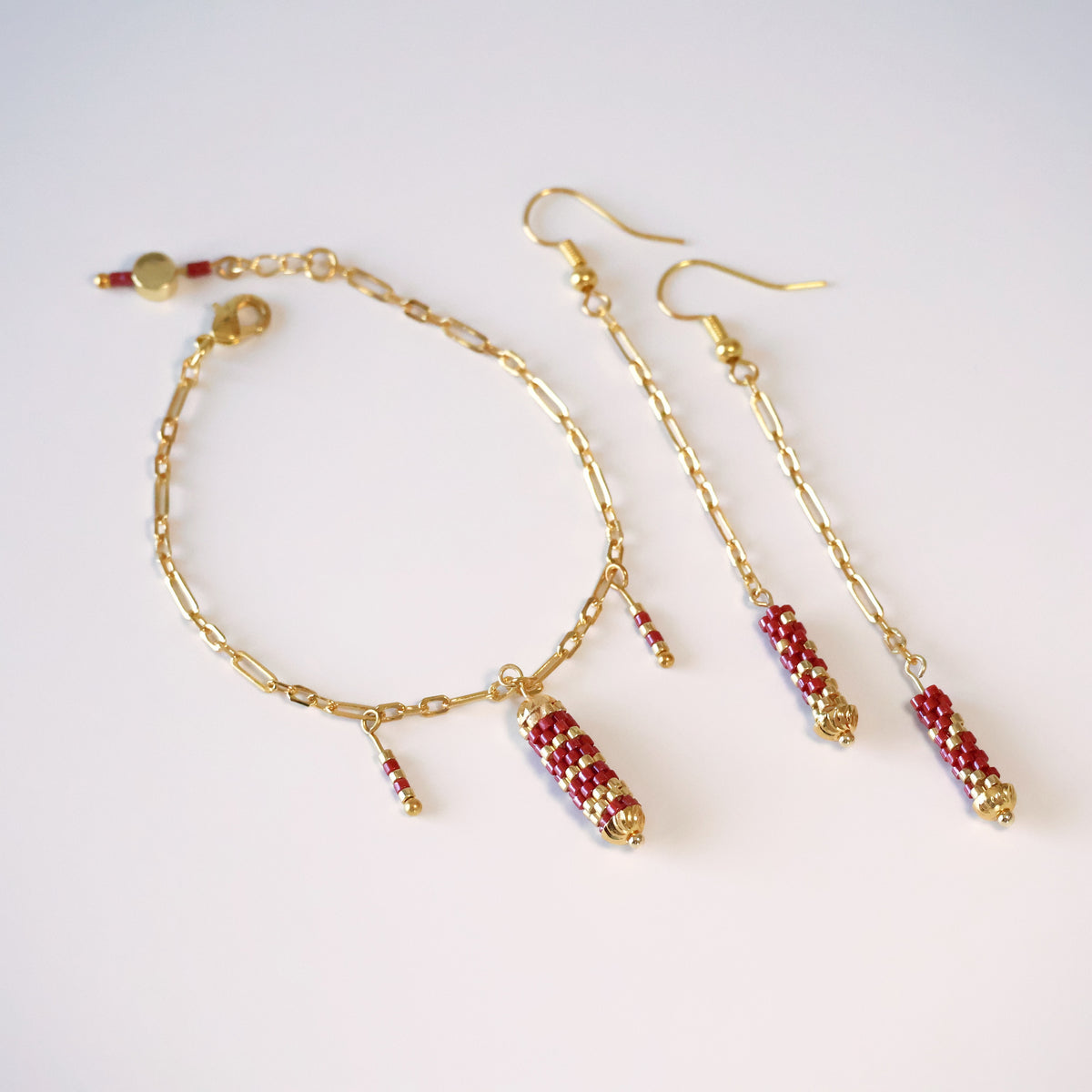 Olivia Delicate Earrings - Red