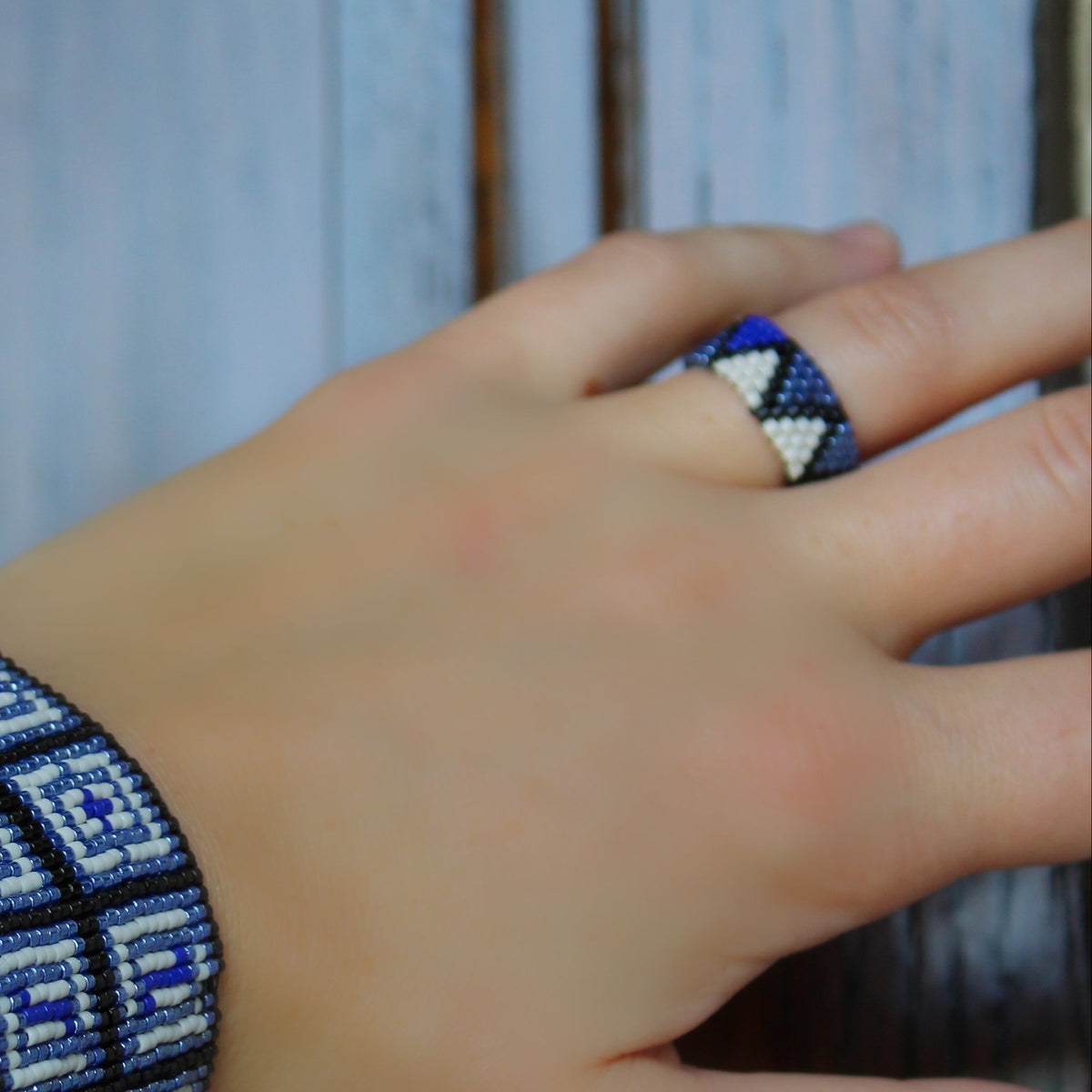 Marian Minimalist Ring