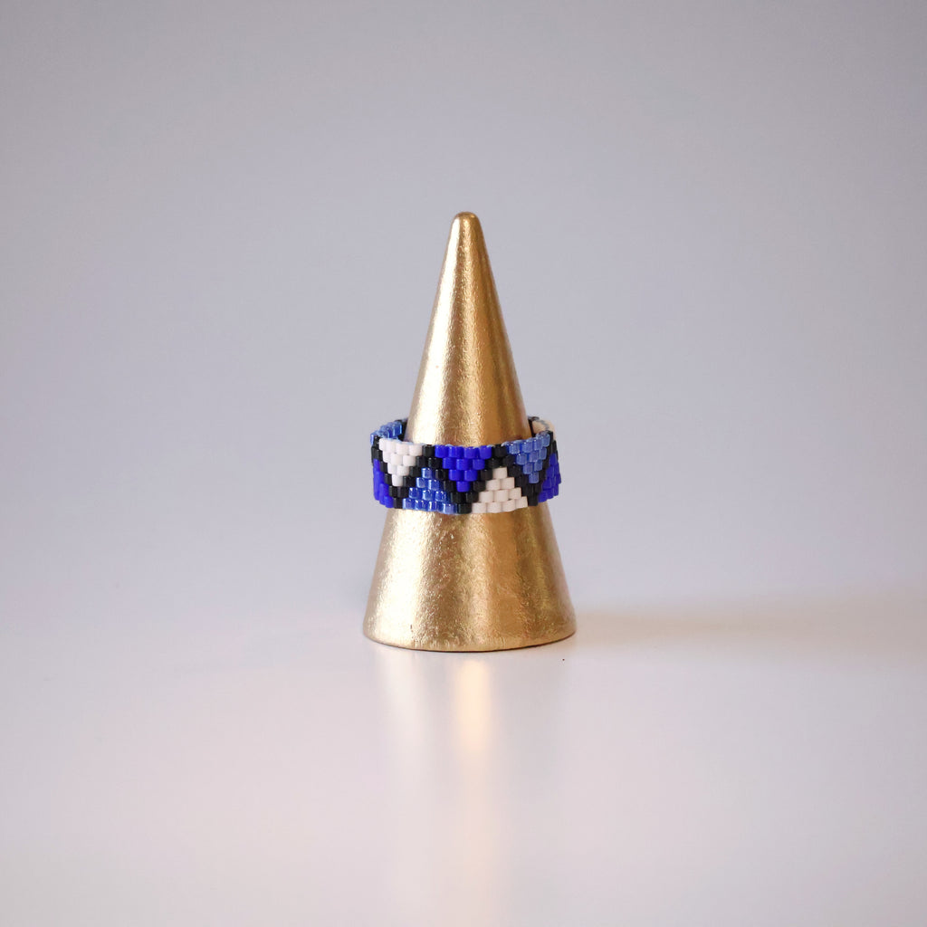 Marian Minimalist Ring