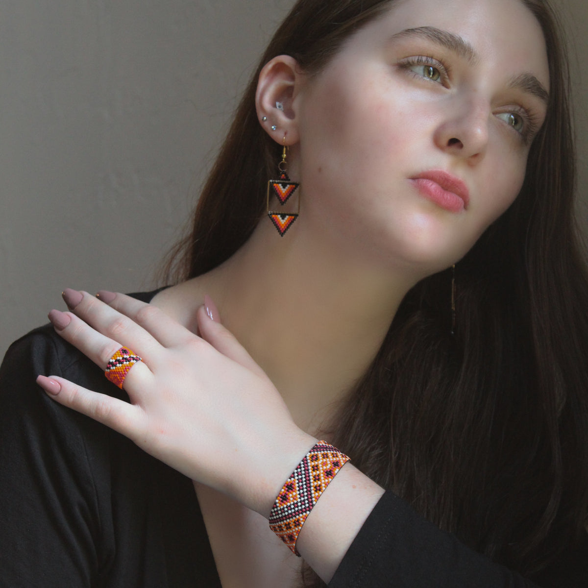 Diah Minimalist Earrings