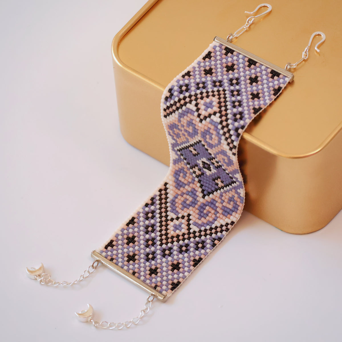 Kanta Bold Bracelet - Purple & Pink
