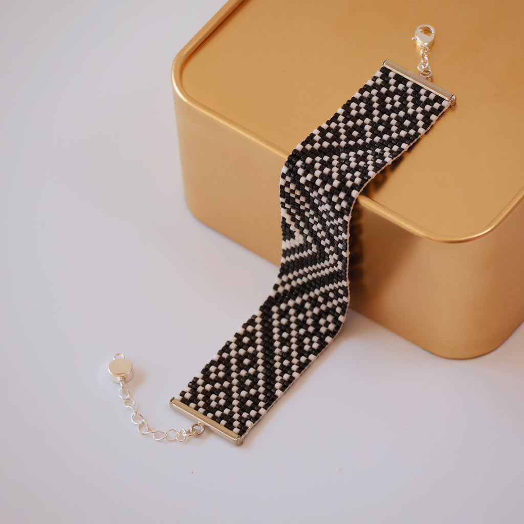 Diah Classic Bracelet - Black & White