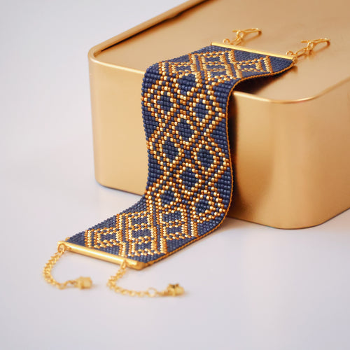 Peyton Bold Bracelet - Blue & Gold