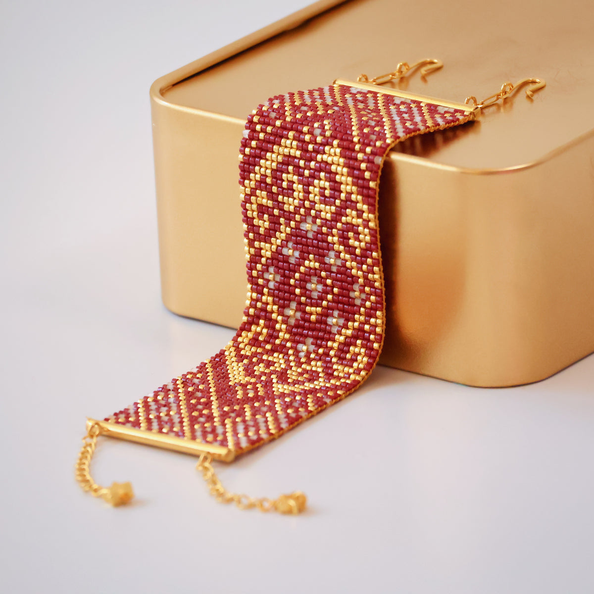 Kanta Bold Bracelet - Red & Gold