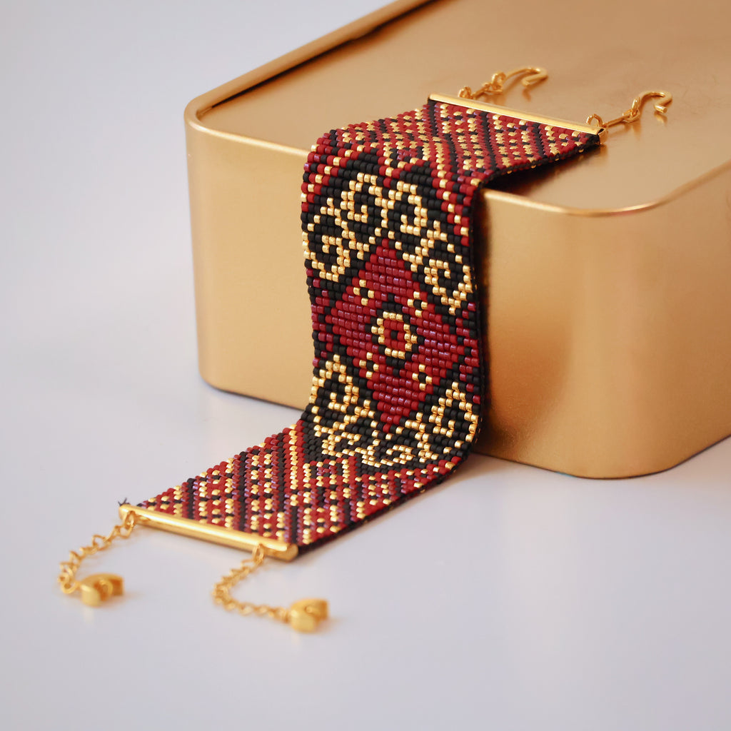 Kanta Bold Bracelet - Red & Black