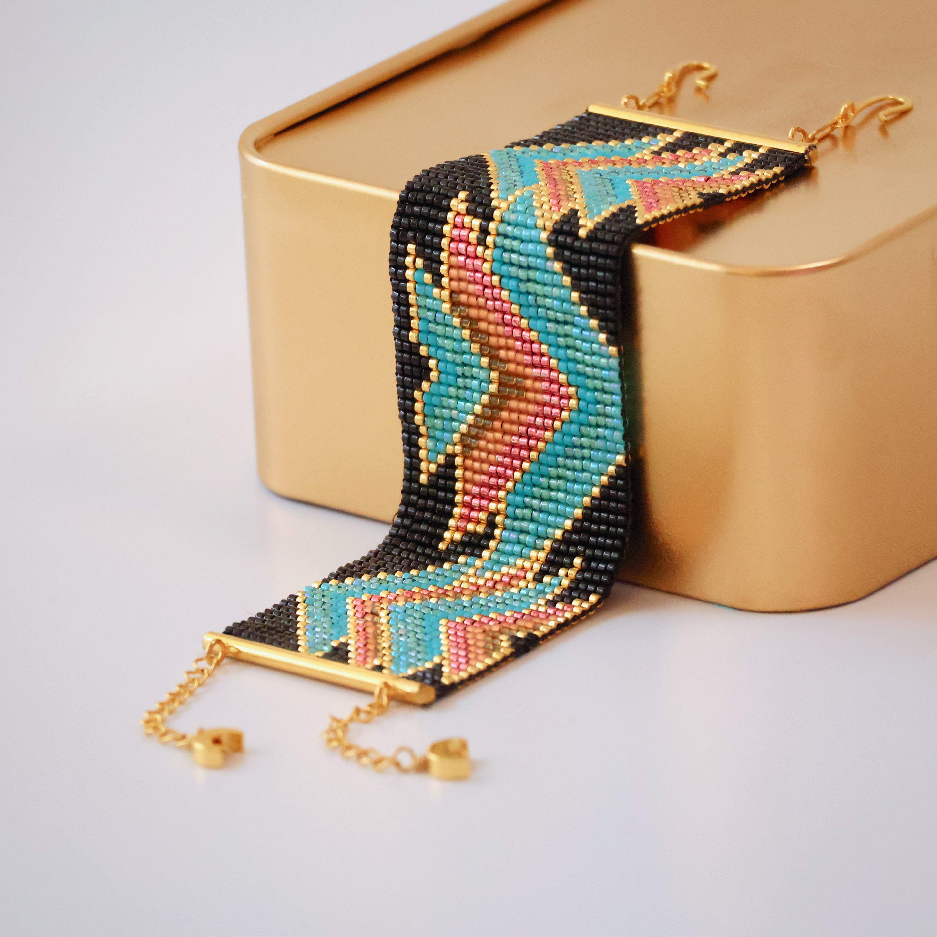 Lamiya Bold Bracelet - Pink & Turquoise