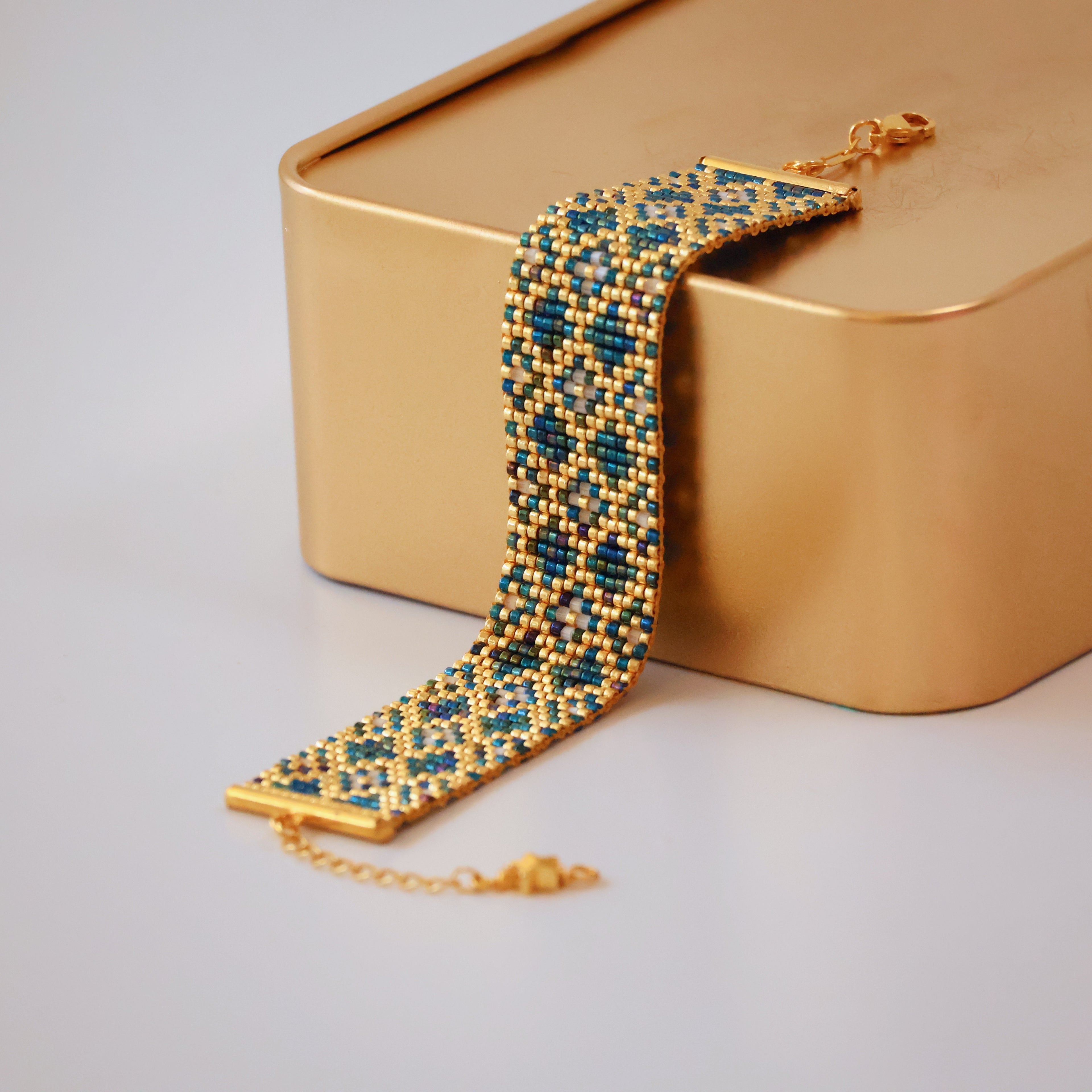 Elizabeth Classic Bracelet - Blue