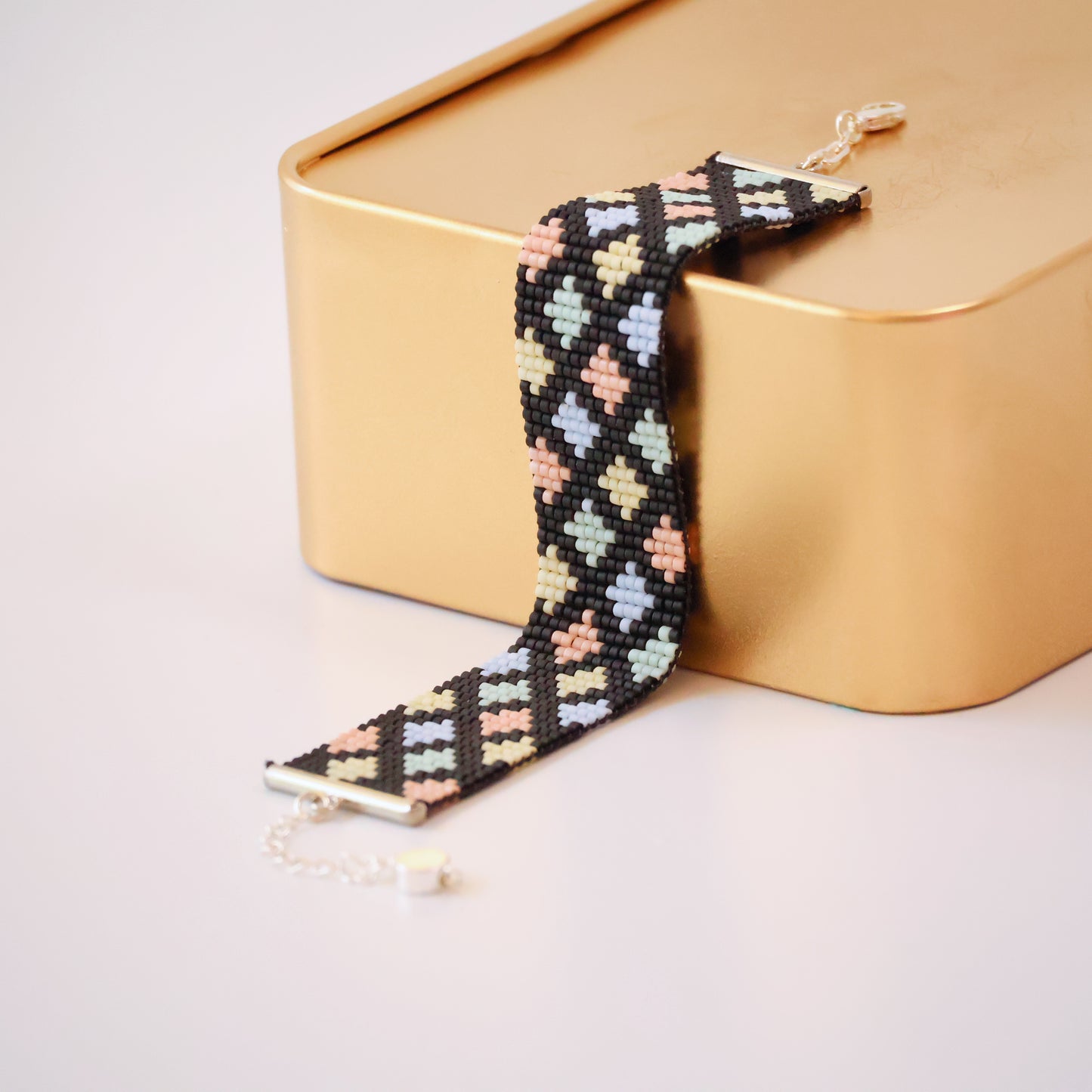 Elizabeth Classic Bracelet - Black & Pastels