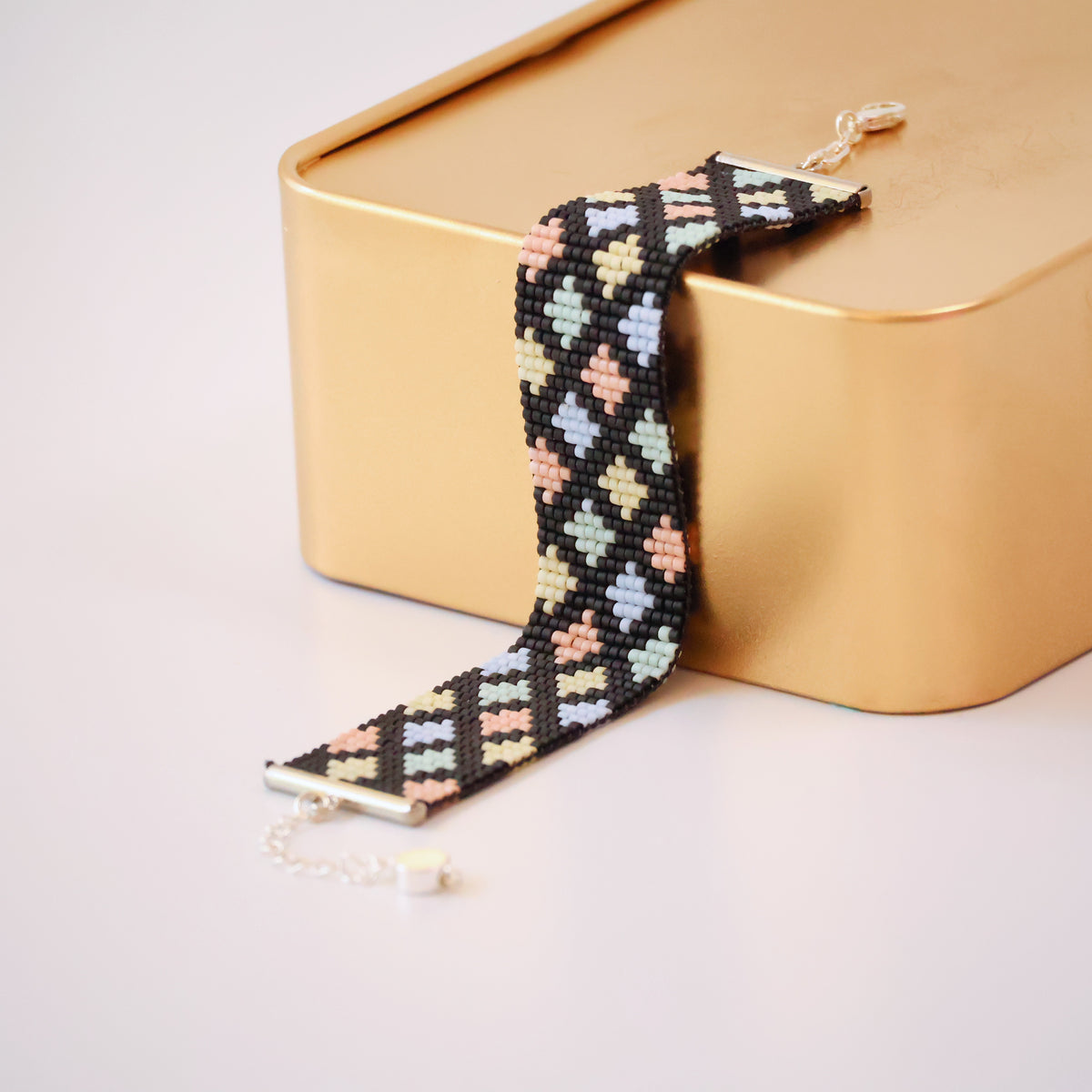 Elizabeth Classic Bracelet - Black & Pastels