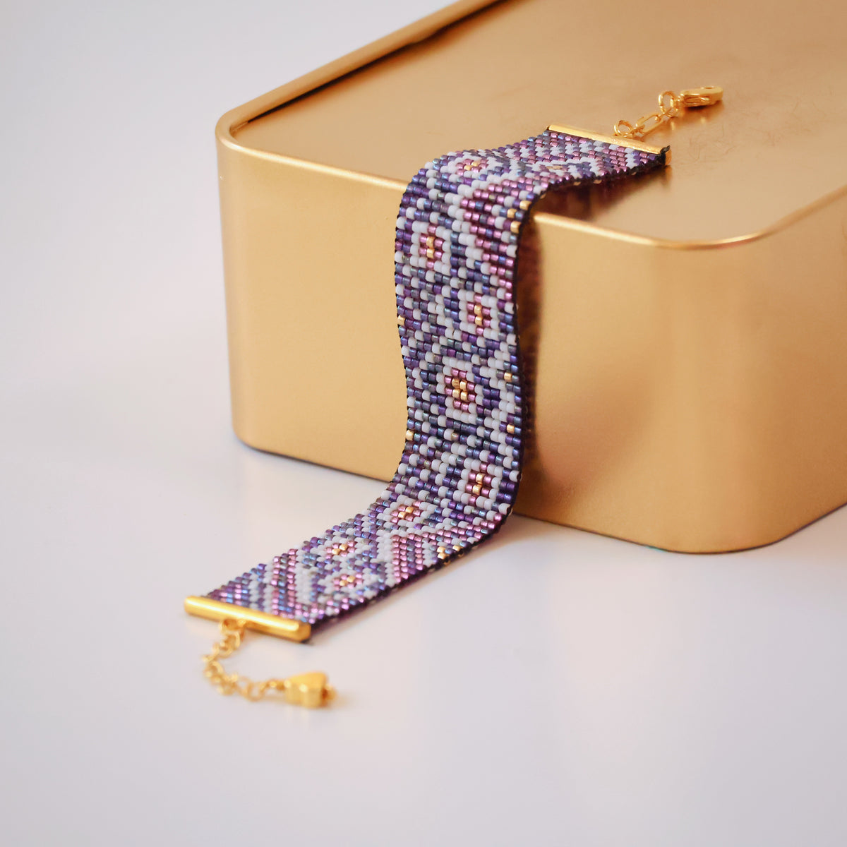 Gina Classic Bracelet - Purple & White