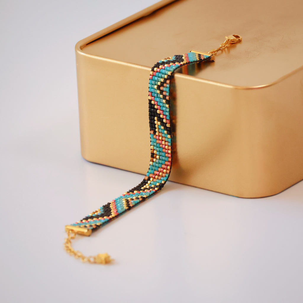 Lamiya Minimalist Bracelet - Pink & Turquoise