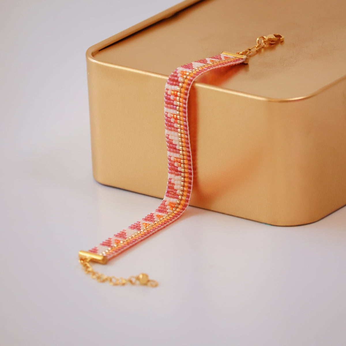Michaela Minimalist Bracelet - Pink