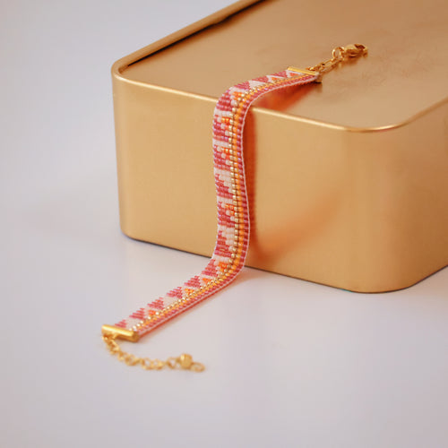 Michaela Minimalist Bracelet - Pink