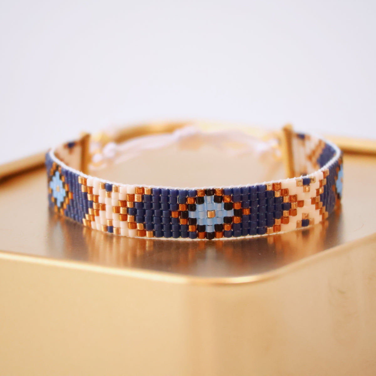 Sarah Minimalist Bracelet - Blue