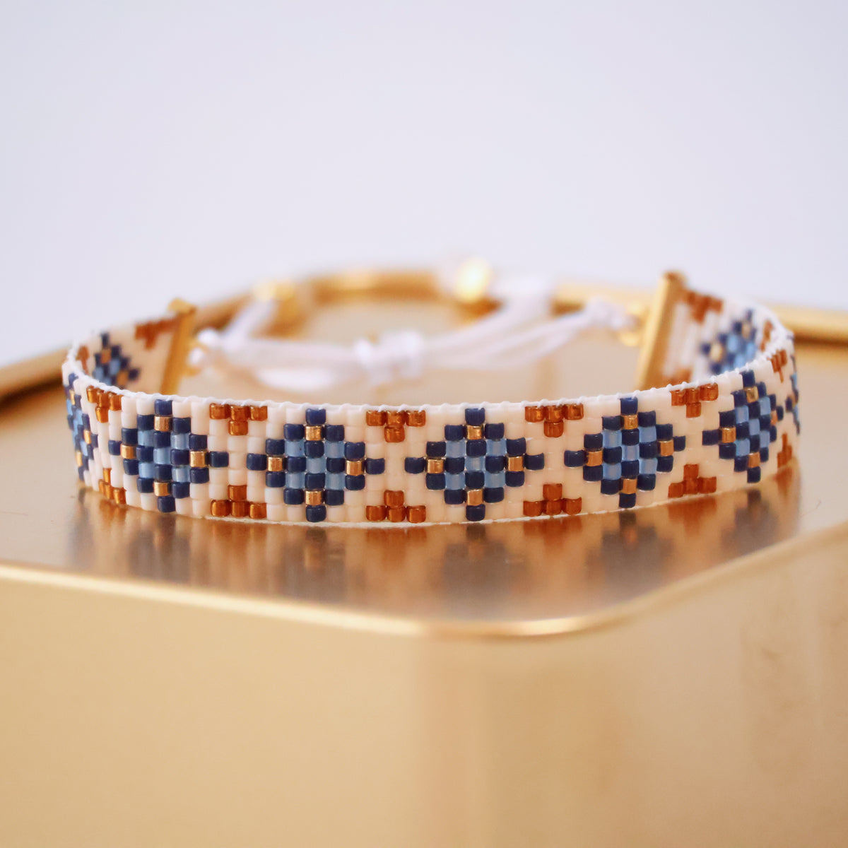 Kenzy Minimalist Bracelet - Blue