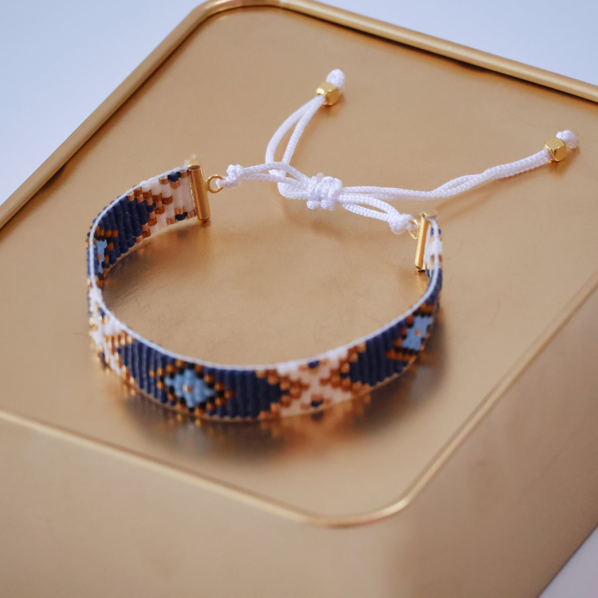 Sarah Minimalist Bracelet - Blue