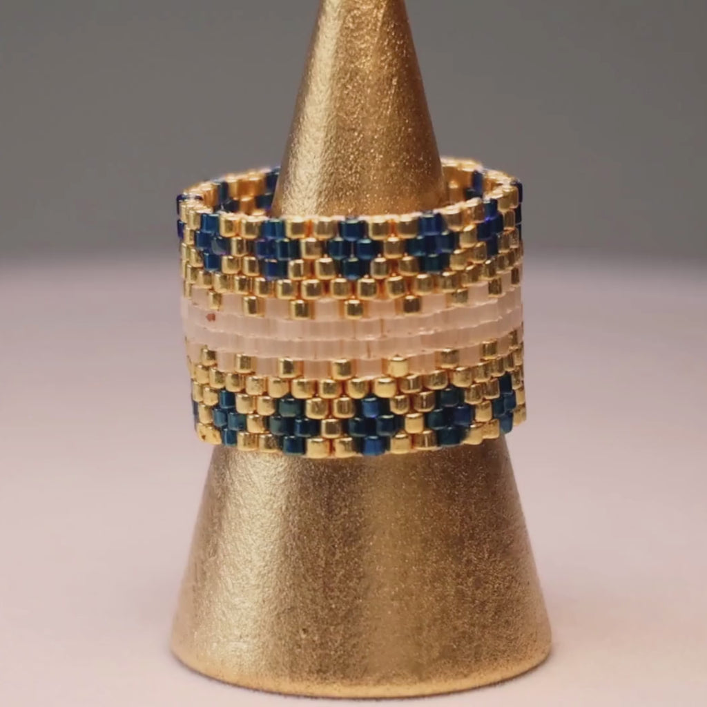 Elizabeth Bold Ring - Blue