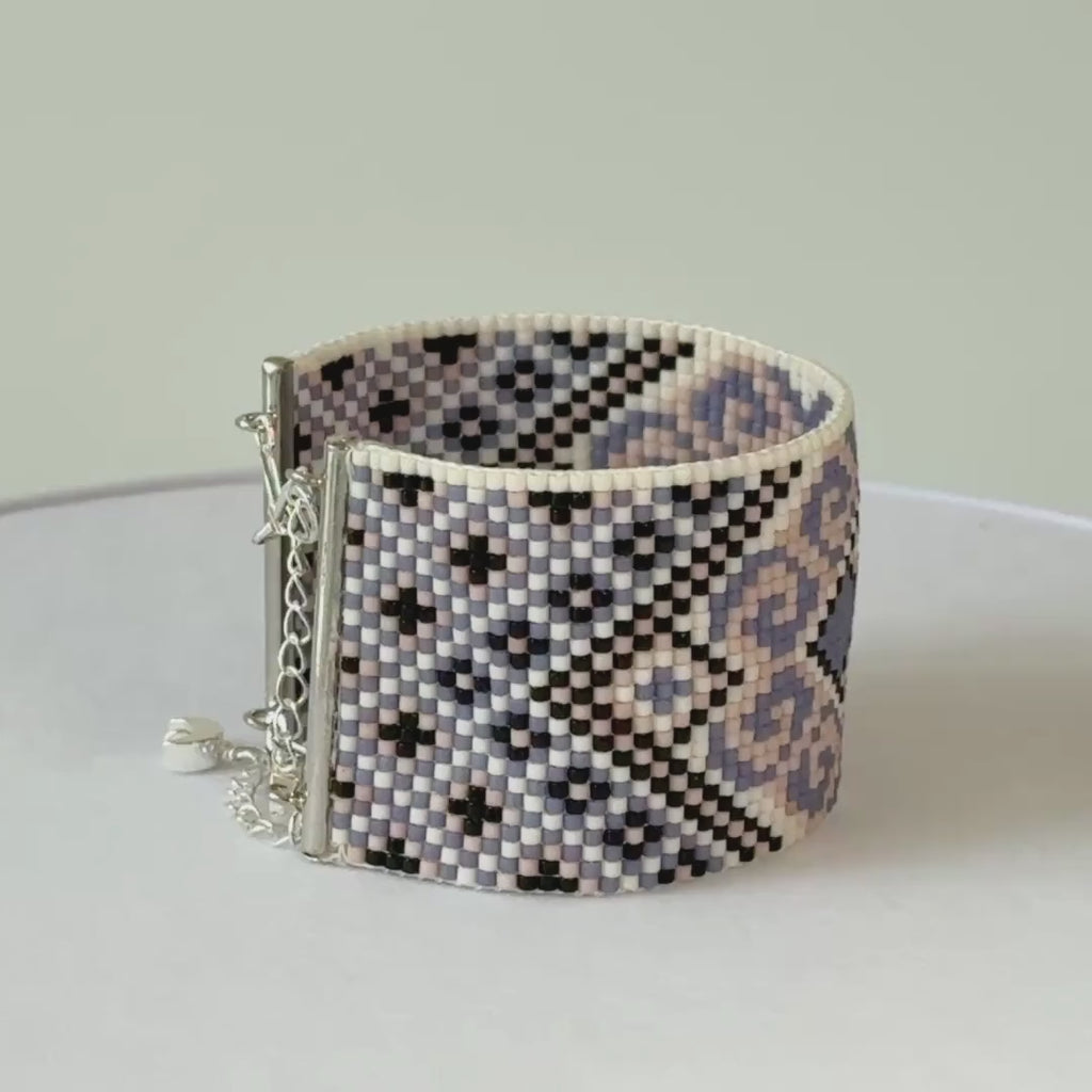Kanta Bold Bracelet - Purple & Pink