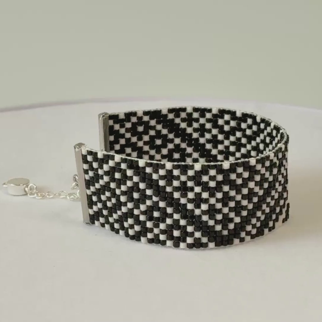 Diah Classic Bracelet - Black & White