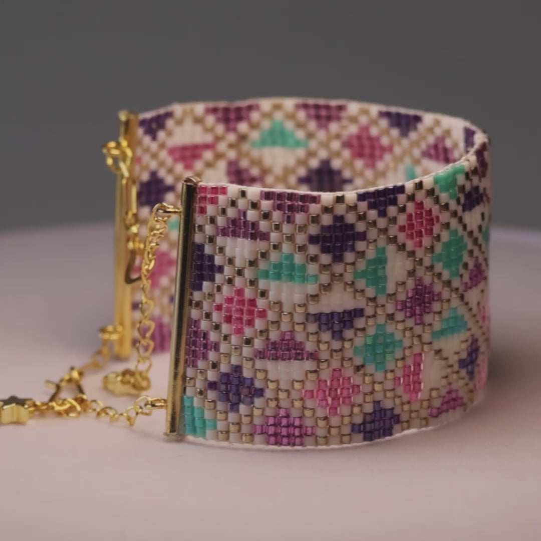 Pailey Bold Bracelet - White