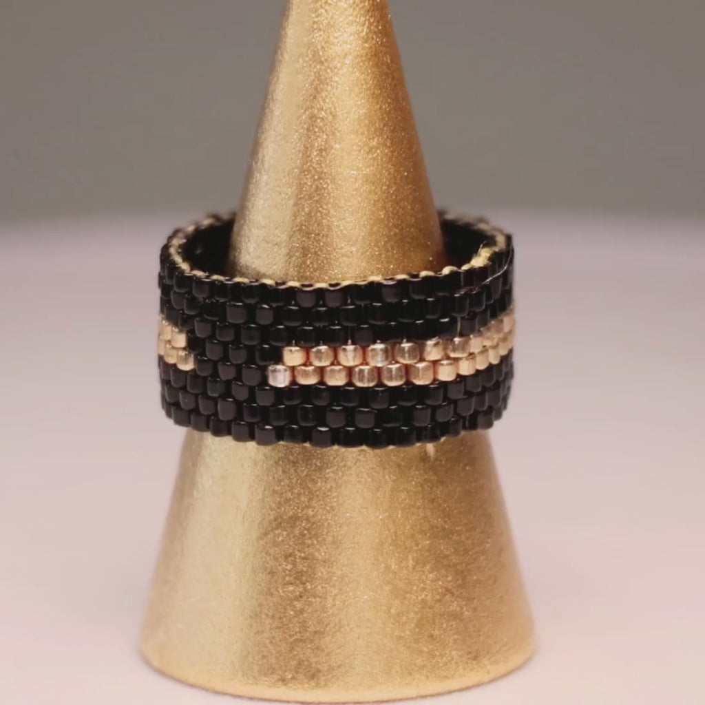 Catherine Classic Ring - Black