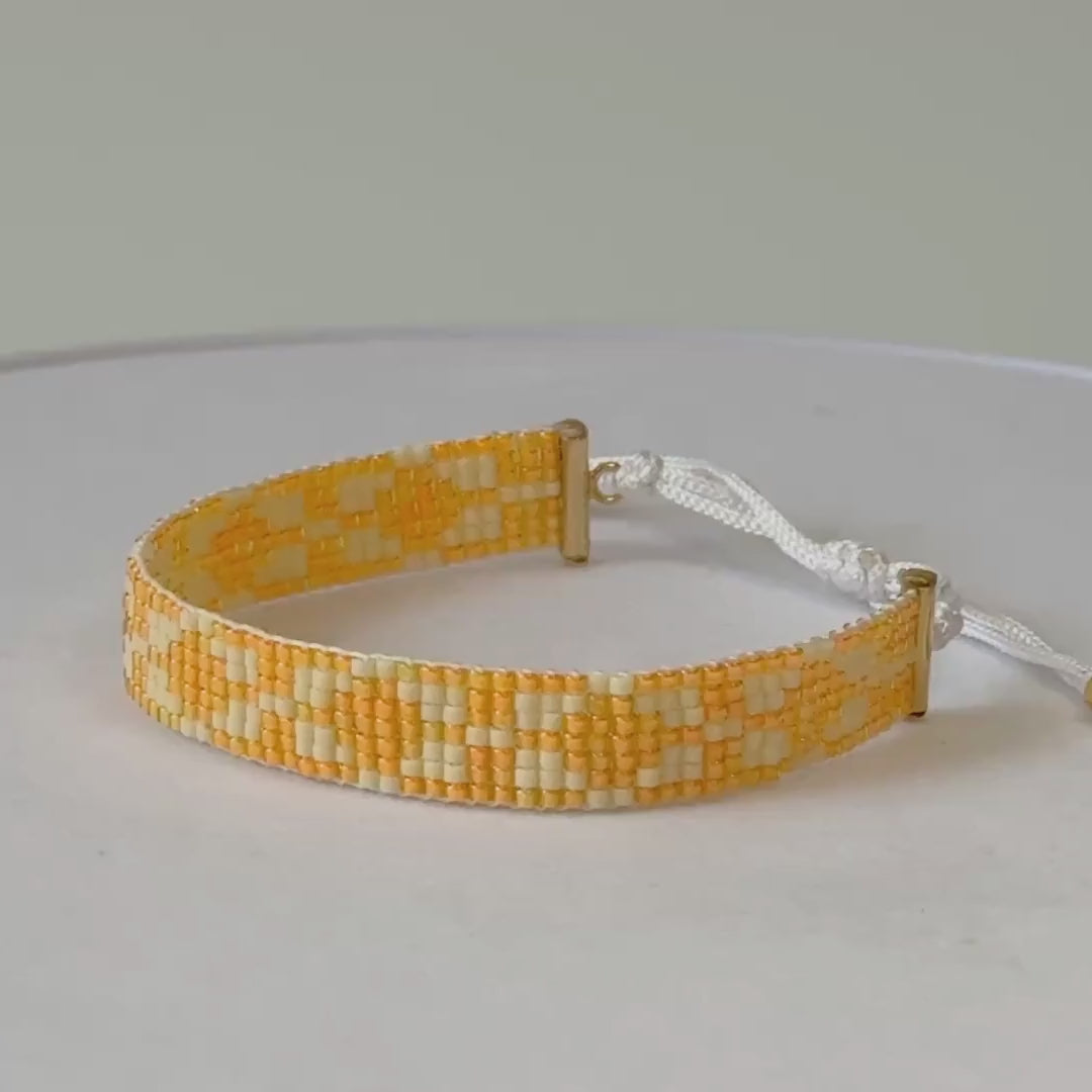 Bethany Minimalist Bracelet - Yellow