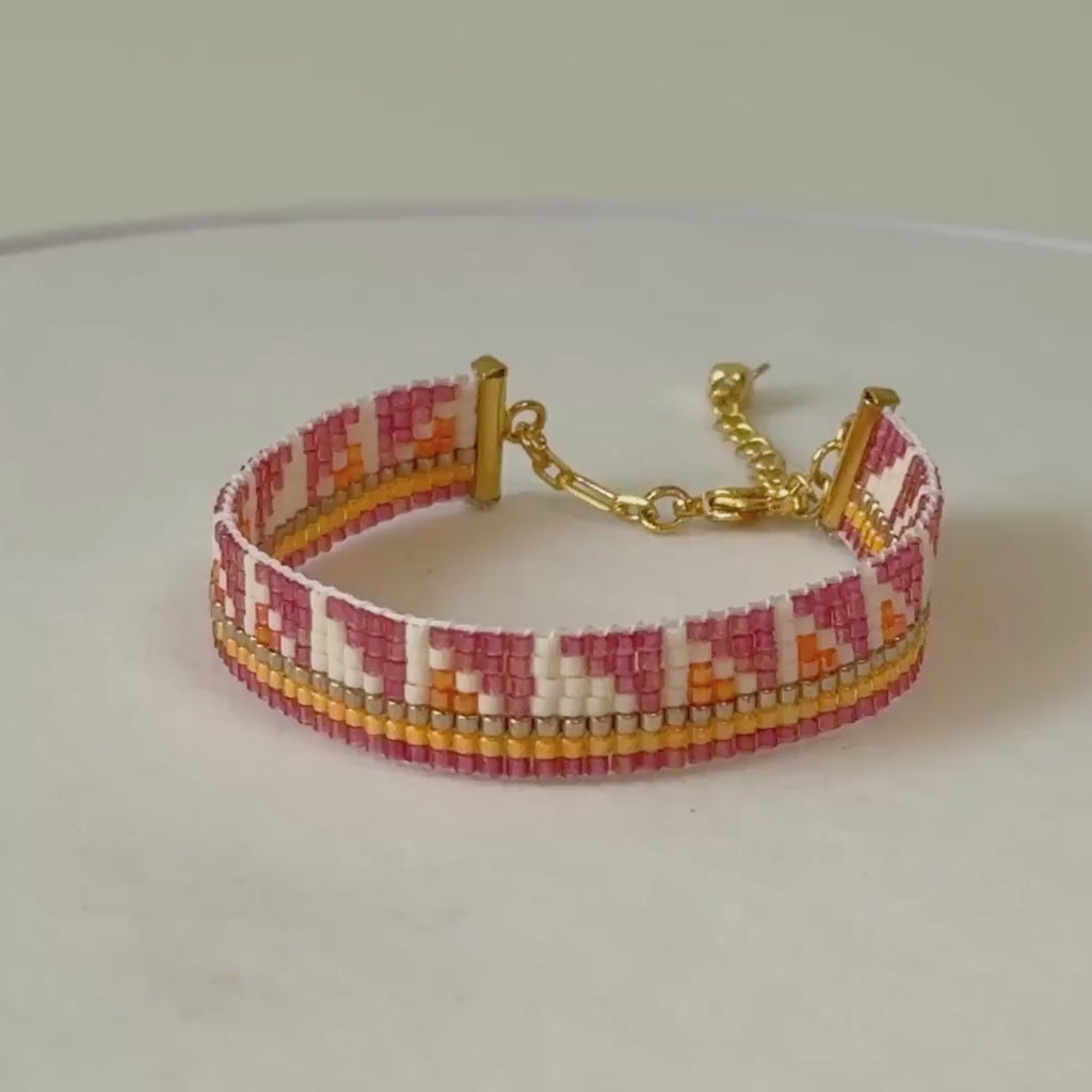 Michaela Minimalist Bracelet - Pink