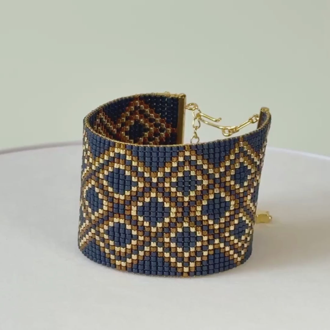 Peyton Bold Bracelet - Blue & Gold