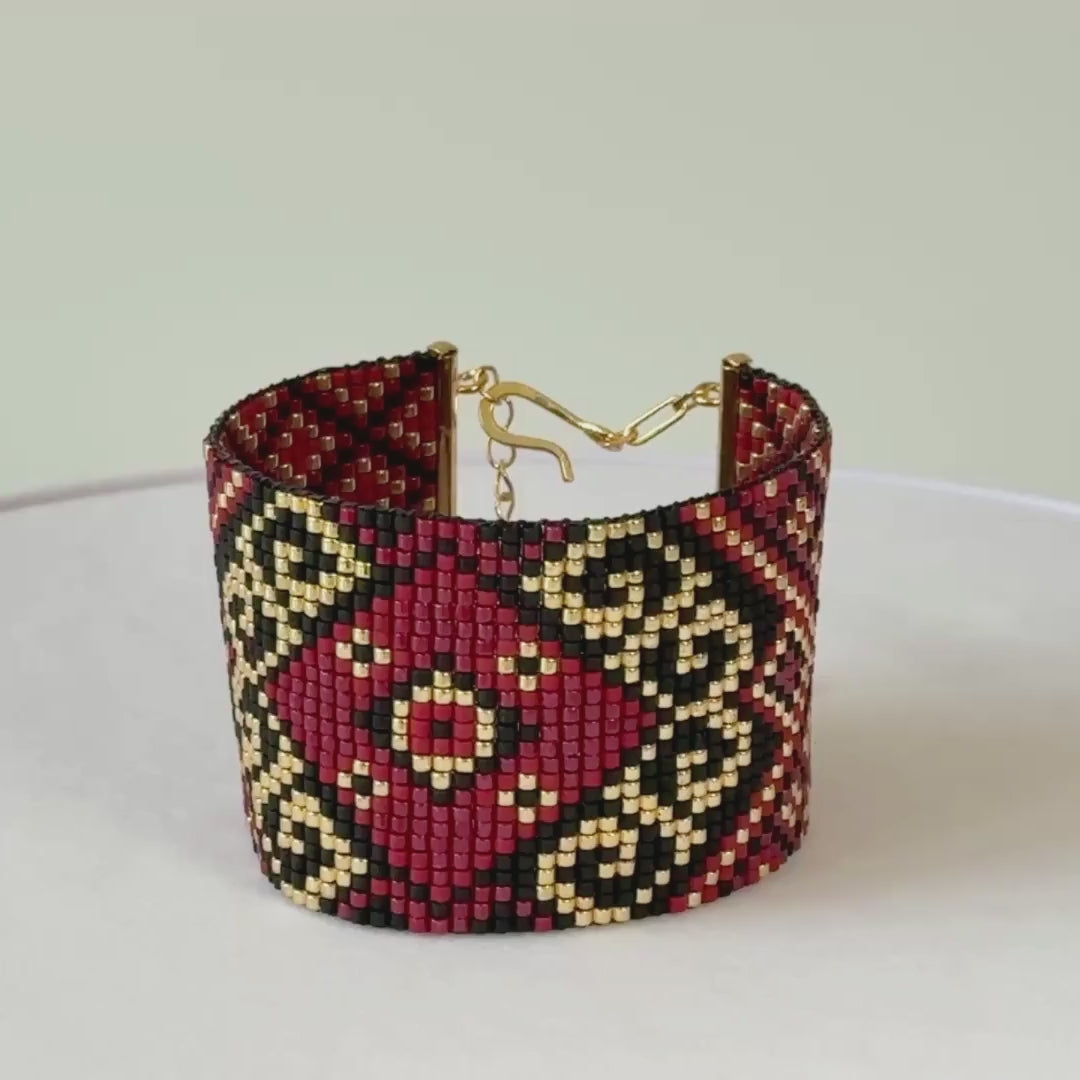 Kanta Bold Bracelet - Red & Black
