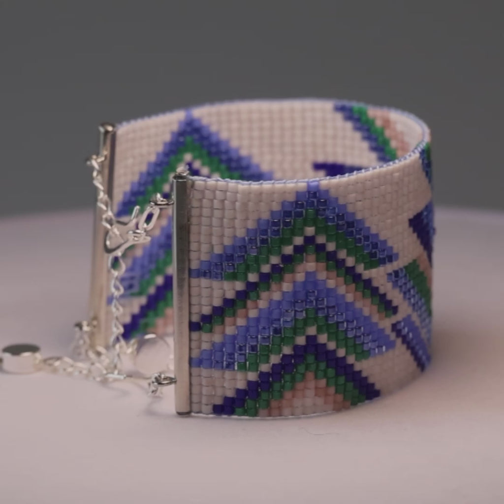 Lamiya Bold Bracelet